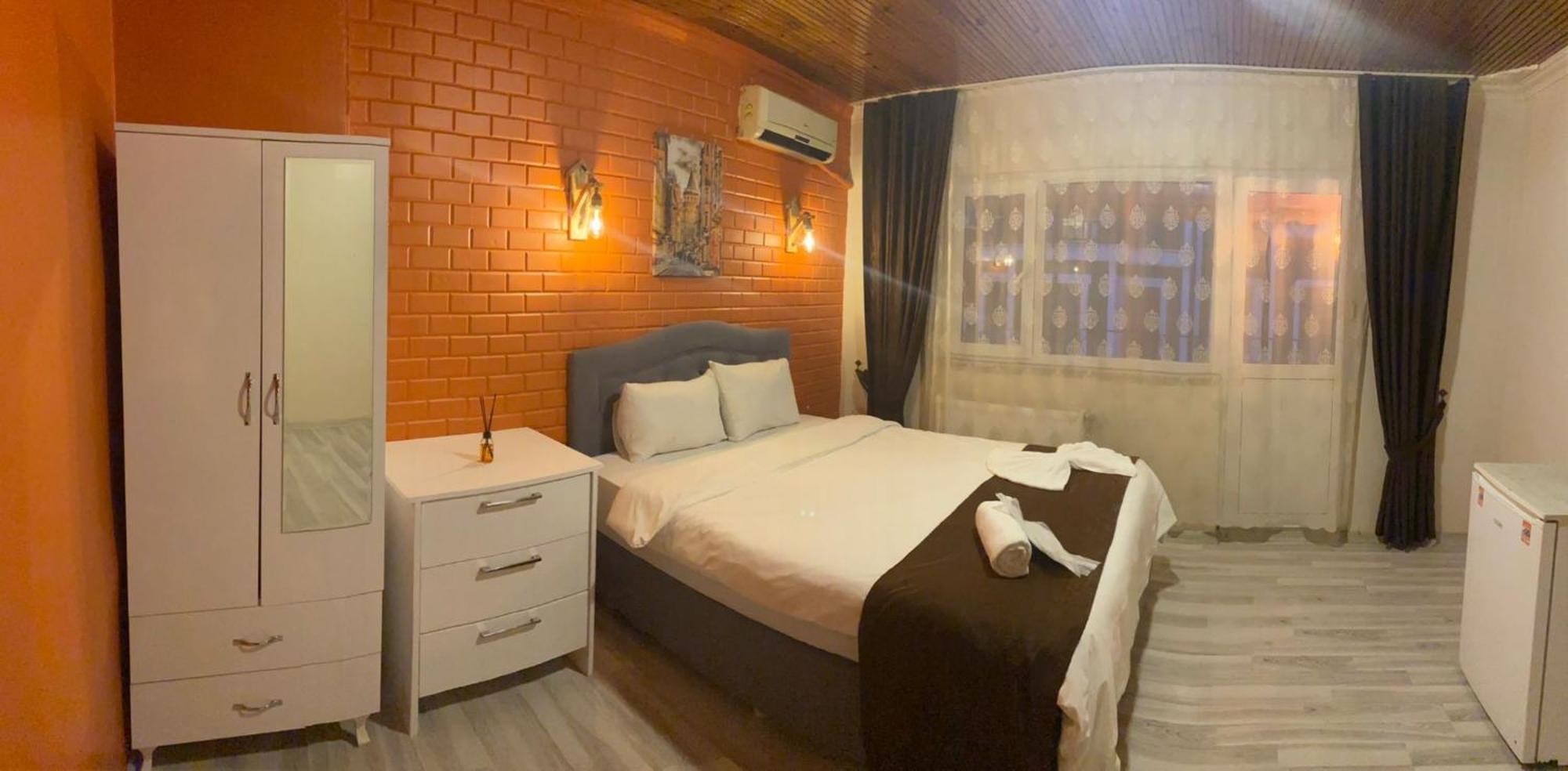 Taksim Bricktown Suite Истанбул Екстериор снимка